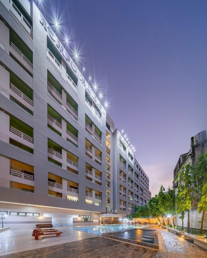 At 115 Hotel By Rompo Bangkok Exterior photo