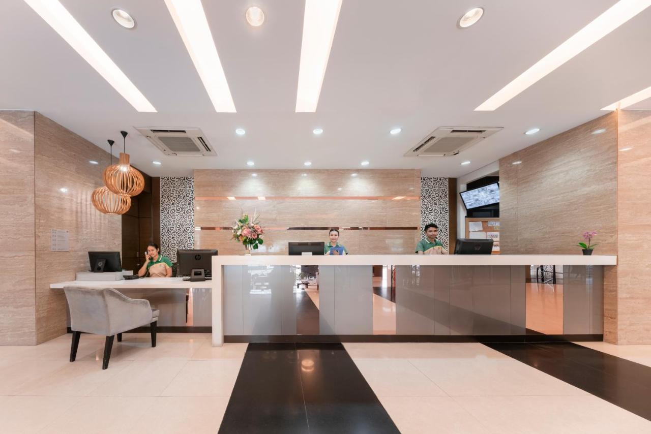 At 115 Hotel By Rompo Bangkok Exterior photo
